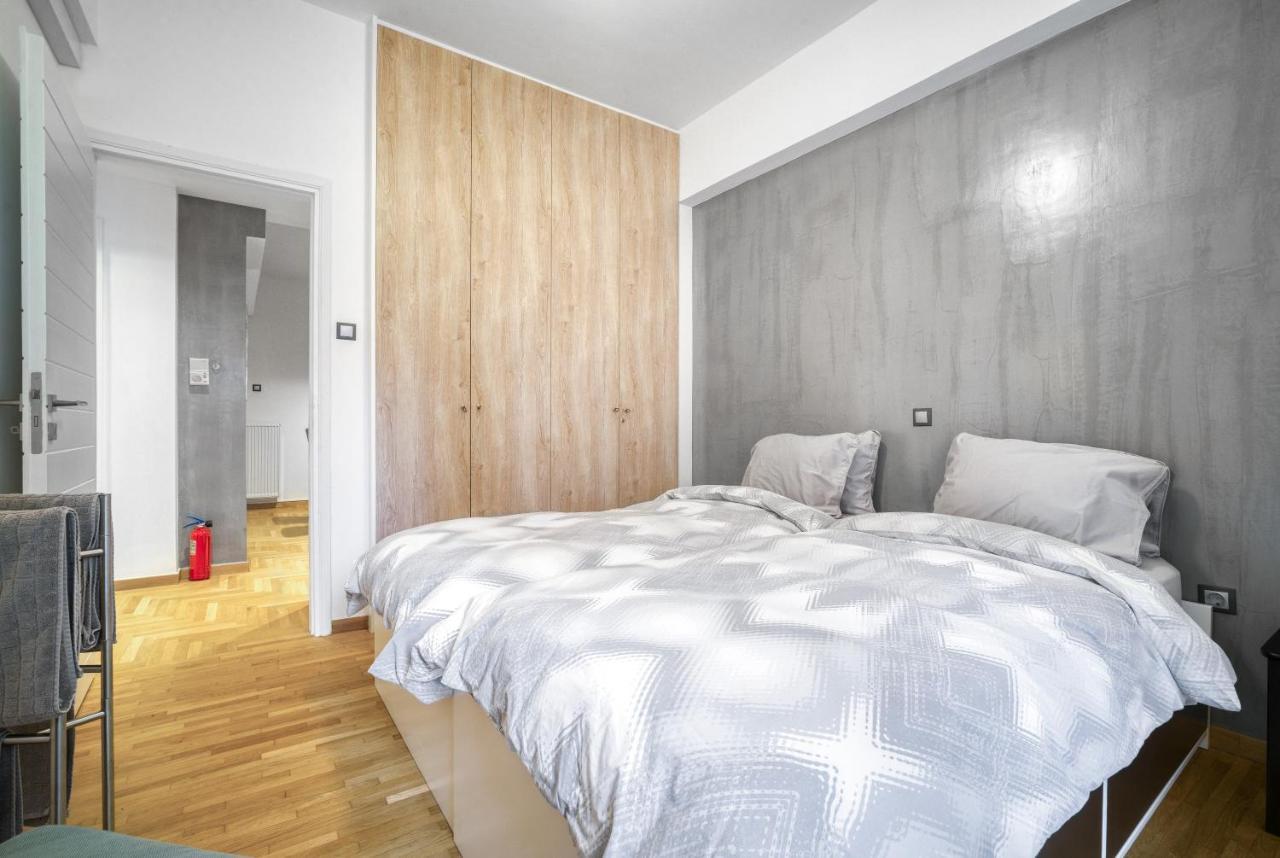 Delightful Stylish Two Bedroom Condo In Hip Area Of Central Athens Exterior photo