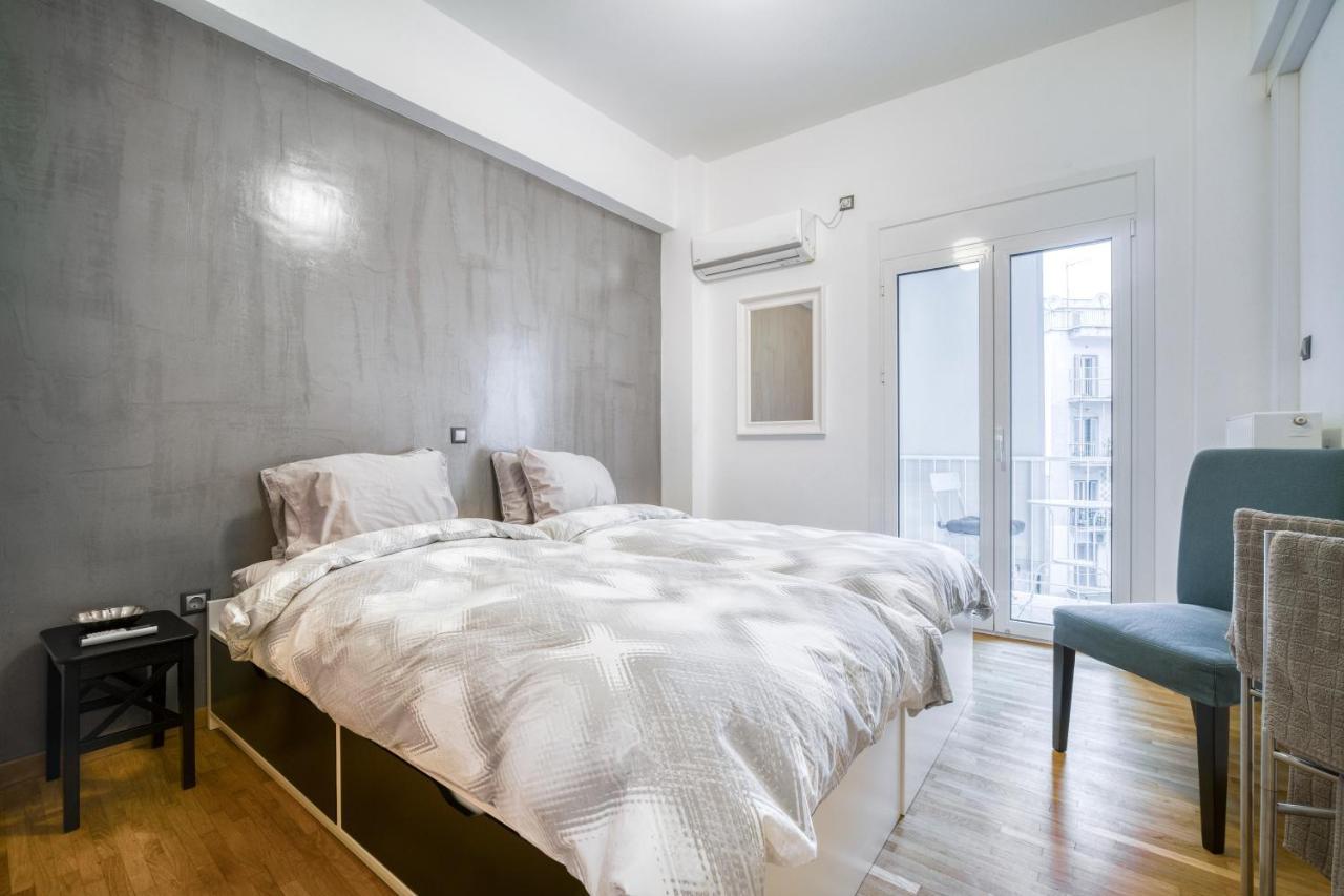 Delightful Stylish Two Bedroom Condo In Hip Area Of Central Athens Exterior photo